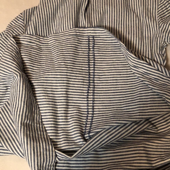 Super flattering, easy, navy stripe linen blend short sleeve dress by Lands End - Picture 13 of 16